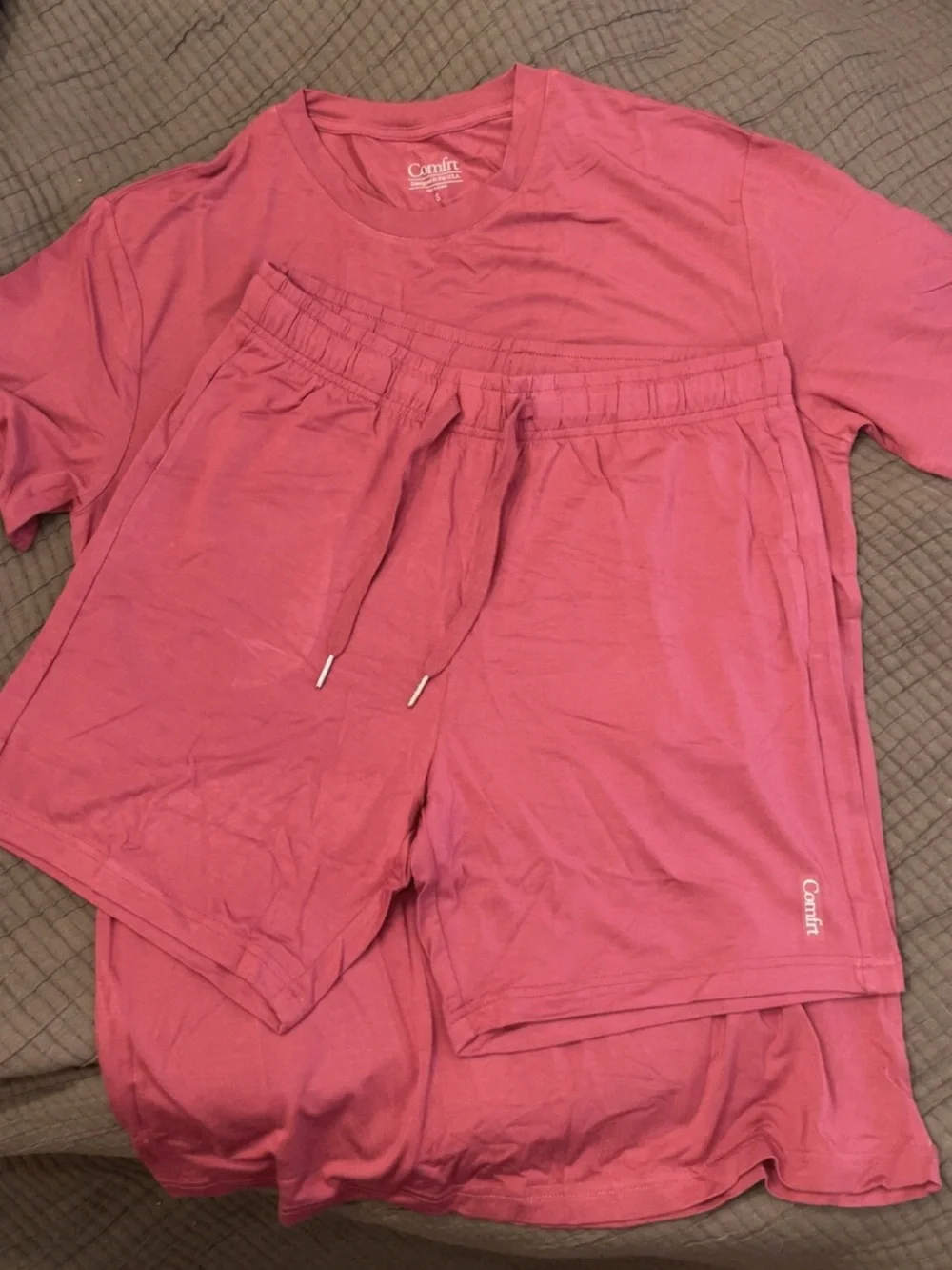 Comfrt Berry Cloud Collection shorts and tee set NWT in package